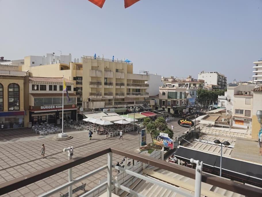 Nogalera Rainbow, 2-bedroom With Pool And Parking Apartamento