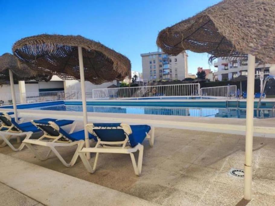 Nogalera Rainbow, 2-bedroom With Pool And Parking Apartamento Torremolinos