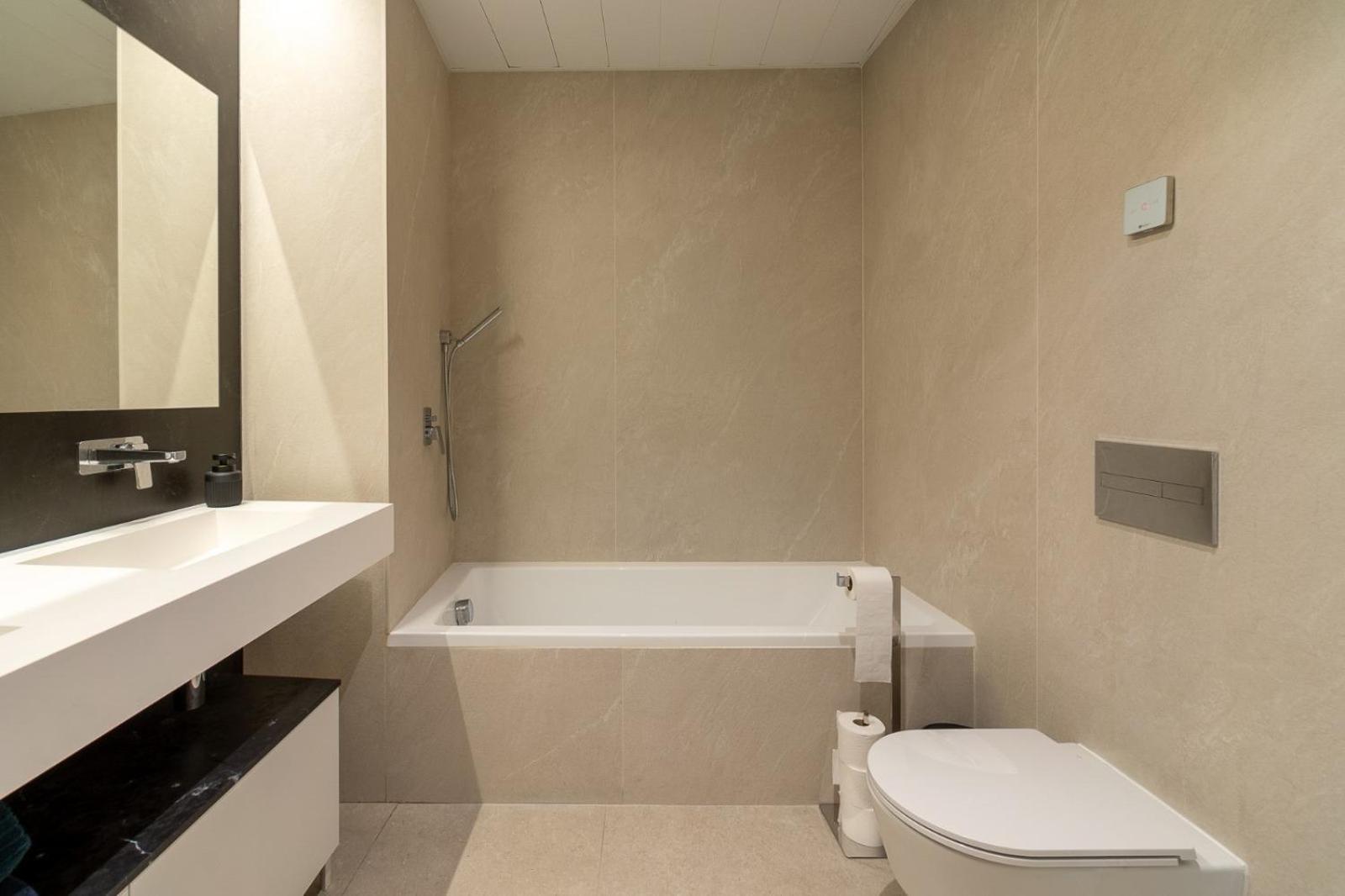 Vivi Homes - Sunset Pool, Sauna, Gym & * Torremolinos