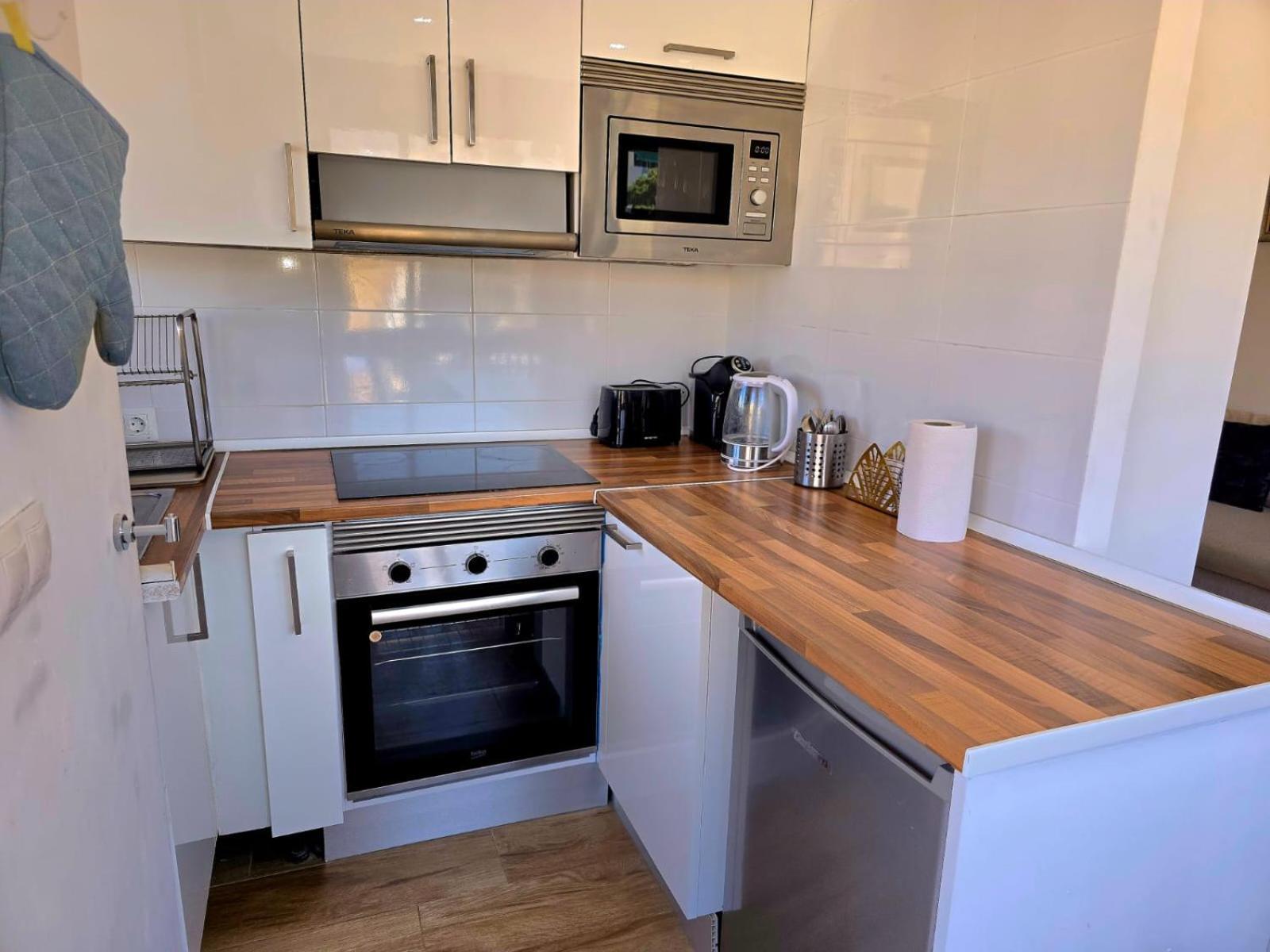 Nogalera Rainbow, 2-bedroom With Pool And Parking Apartamento Torremolinos