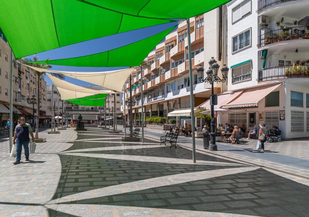 Apartamento Centro Wifi Terraza Parking Ascensor A La Playa A 5 Min Torremolinos