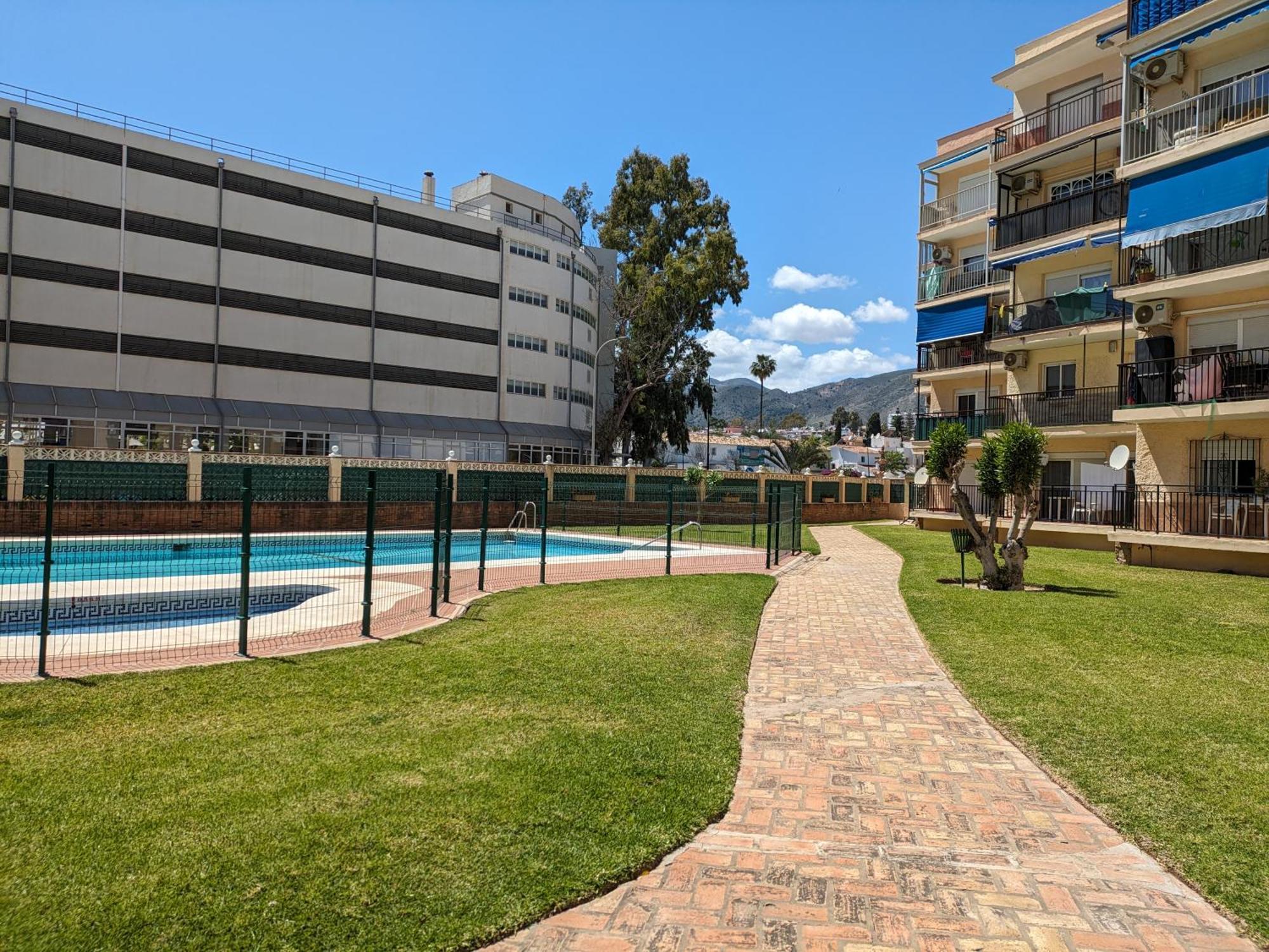 Playamar Beach&pool Seaview, 5 Min From The