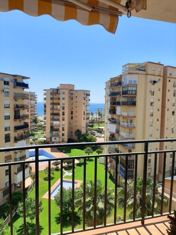 Apartment Playamar Beach&pool Seaview, 5 Min From The Torremolinos