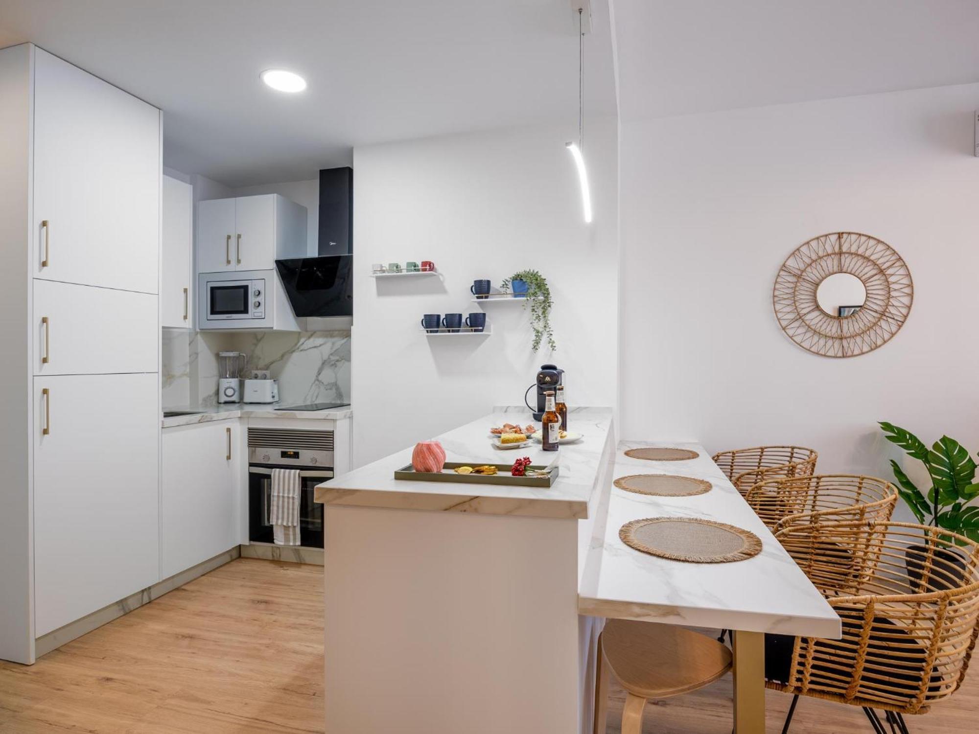 Apartamento 3 Pax Renovado Centro Wifi Ascensor Playa A 5 Min Parking