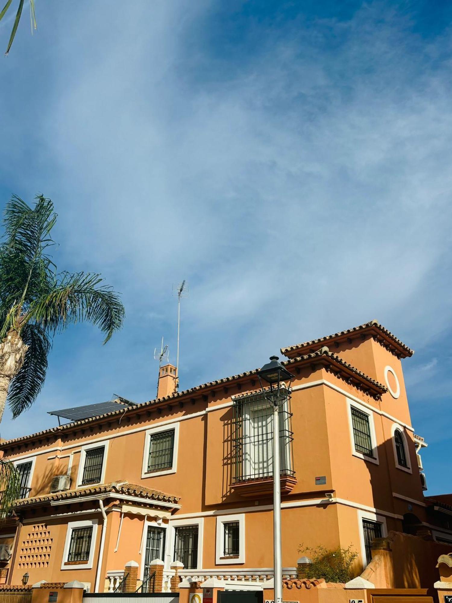 Chalet Chalet Con Piscina En Primera Linea De Playa Torremolinos