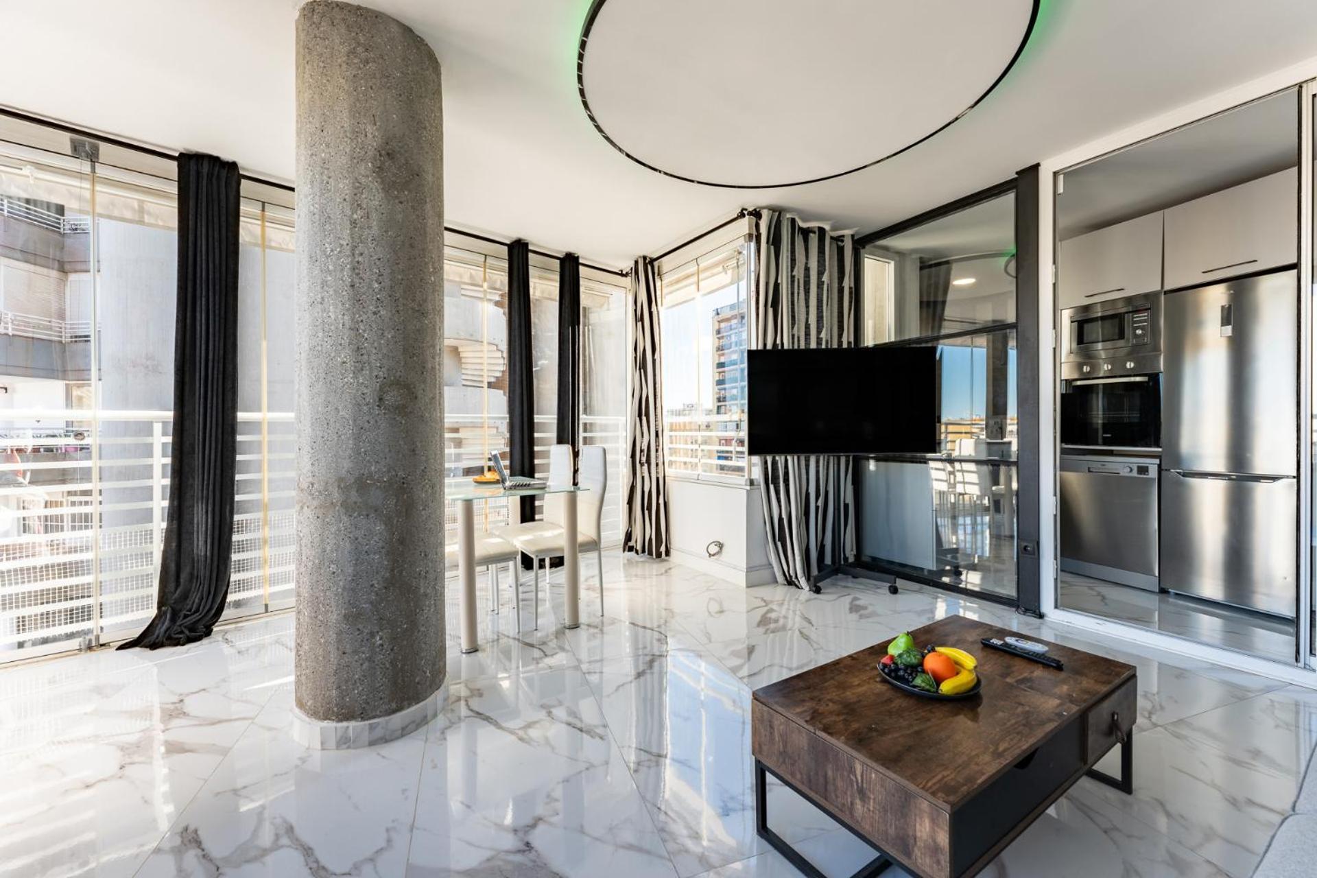 Ct 352 - Faro's Towers 1 - Walking Distance To Everything Apartamento
