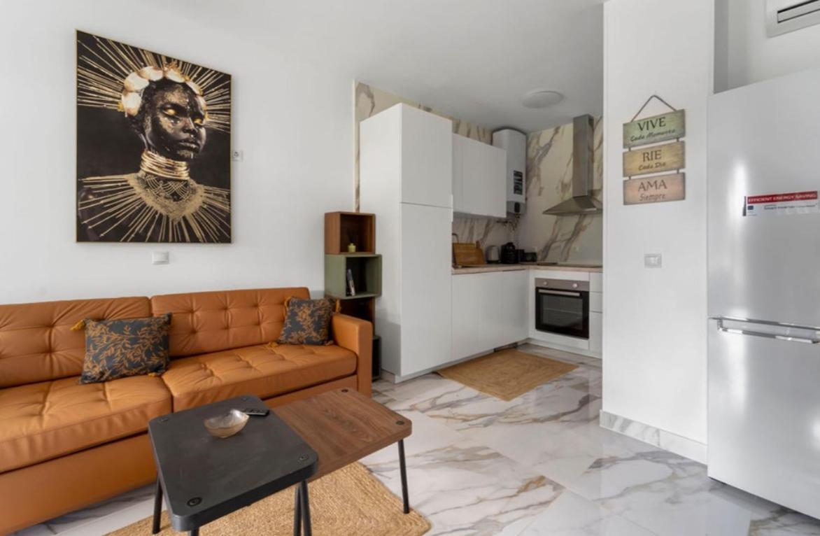 Apartamento Casa Rosa At Parrot At Carihuela *