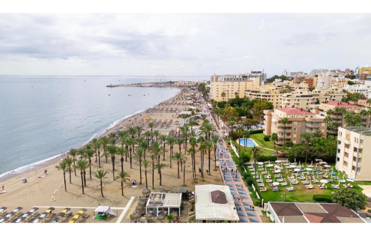 Apartamento Casa Rosa At Parrot At Carihuela *
