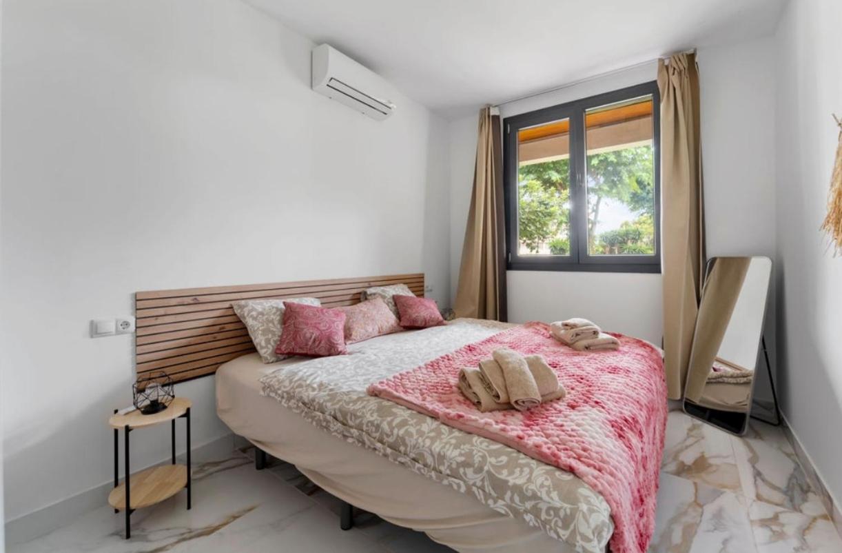 Apartamento Casa Rosa At Parrot At Carihuela *