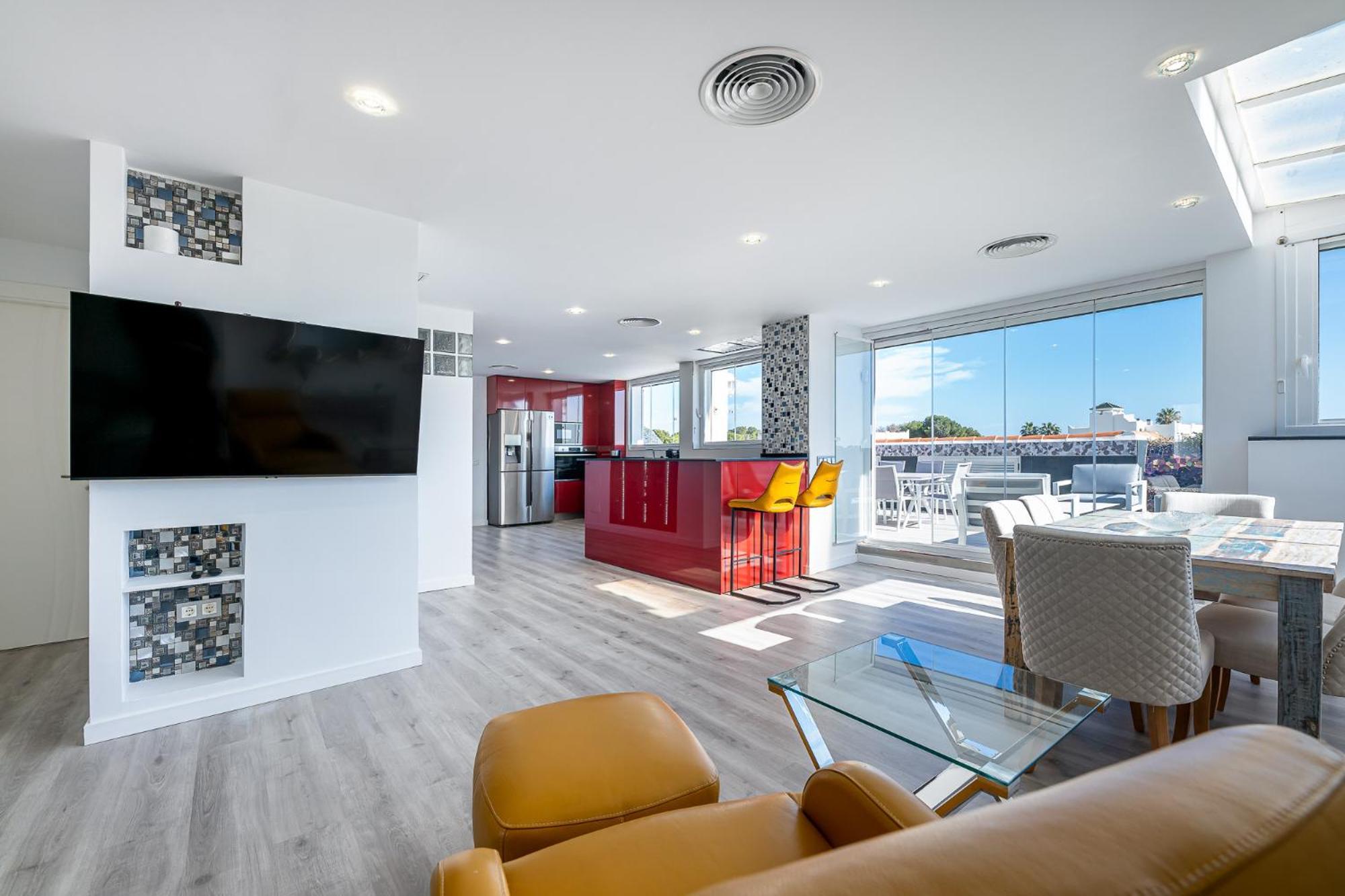 Apartamento With Terrace Attic Views Torremolinos