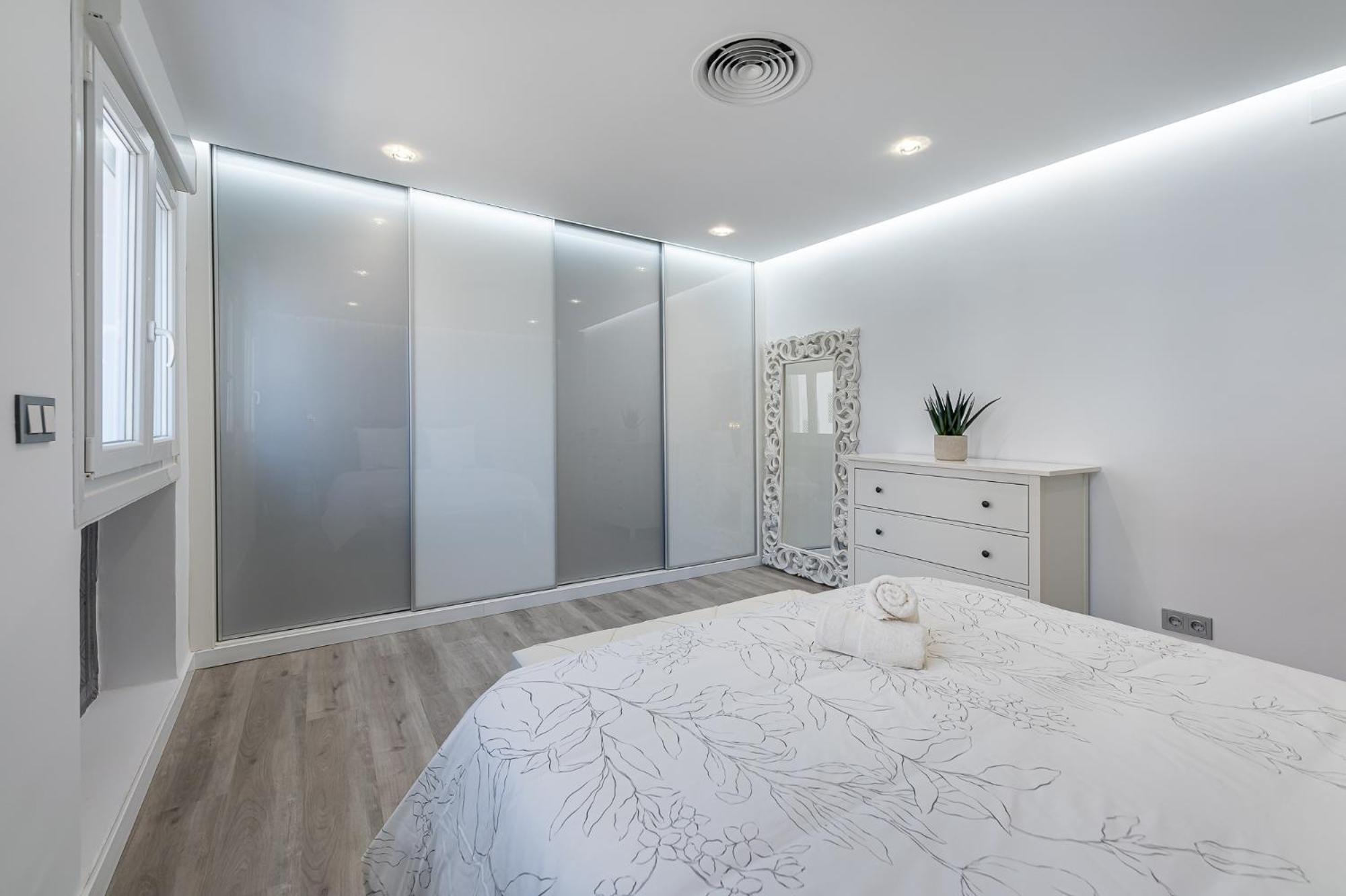 Apartamento With Terrace Attic Views