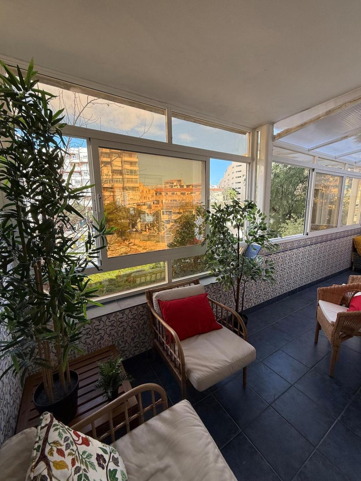 Apartamento Comfortable Spacious Flat Near Station