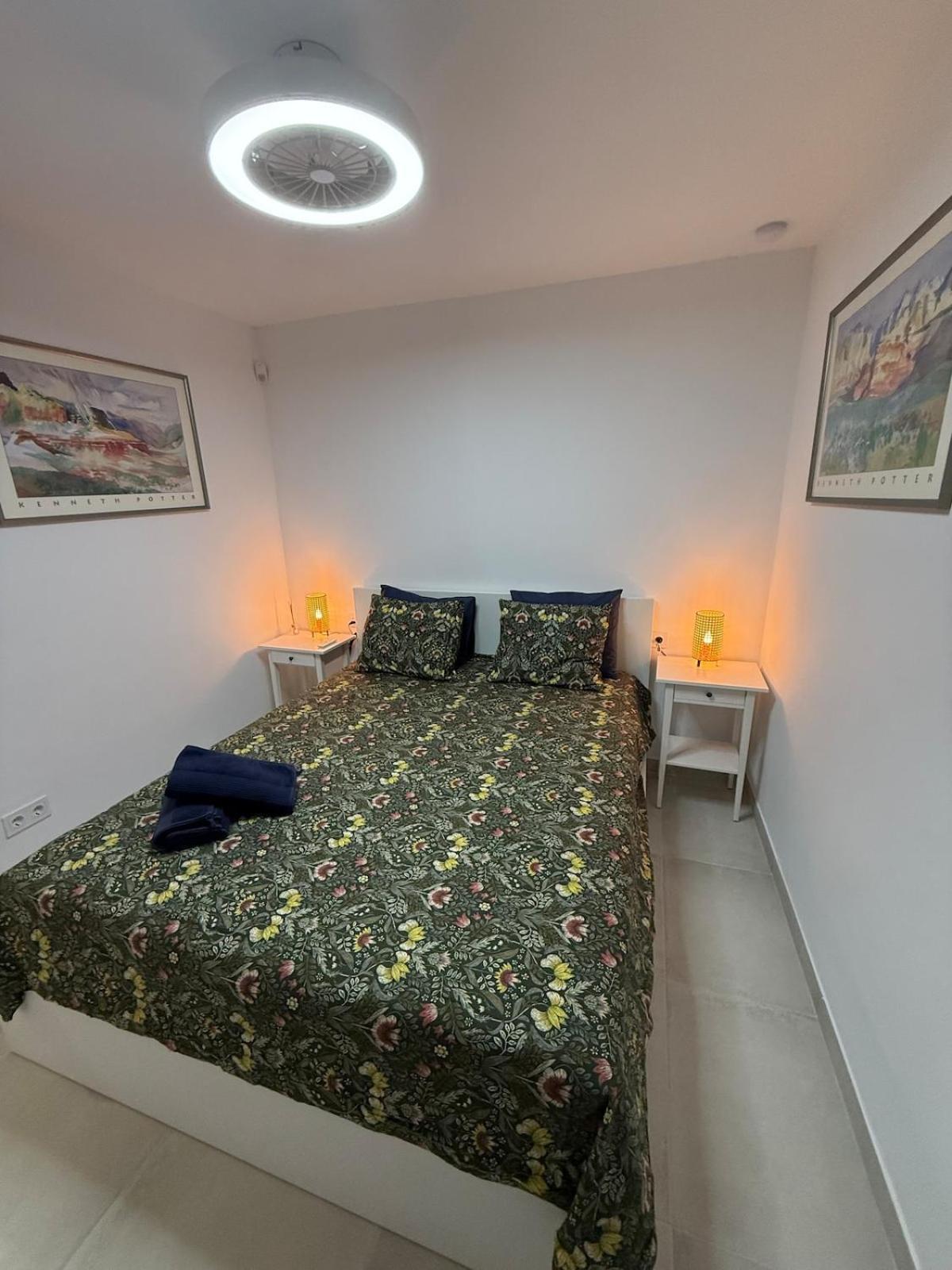 Comfortable Spacious Flat Near Station Apartamento *