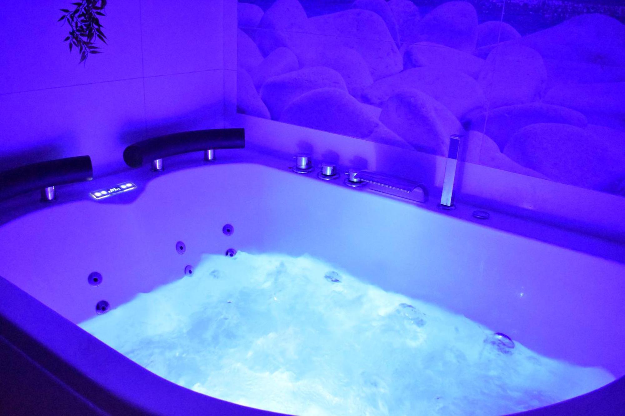With Jacuzzi En Torremolinos, Garipolo 1 * Torremolinos