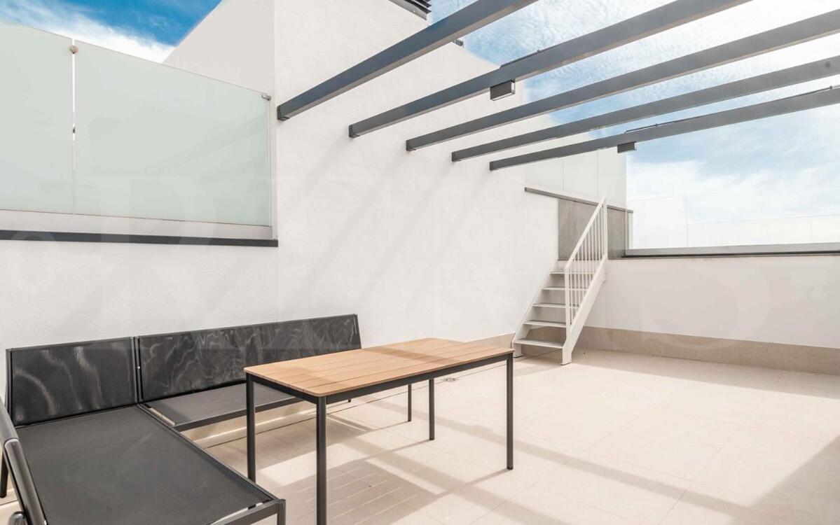 Сasa de vacaciones Seaview House With Rooftop Pool, Game Room, Parking Rems