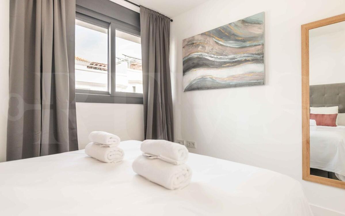 Сasa de vacaciones Seaview House With Rooftop Pool, Game Room, Parking Rems Torremolinos