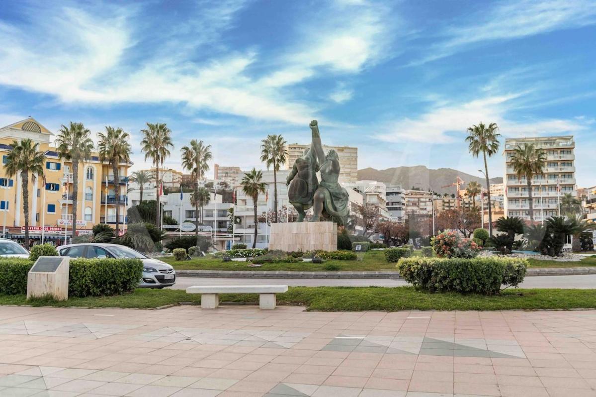 Seaview House With Rooftop Pool, Game Room, Parking Rems Сasa de vacaciones *