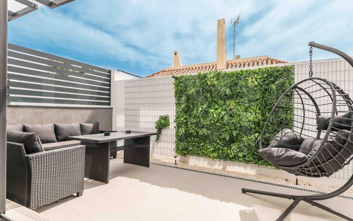 Seaview House With Rooftop Pool, Game Room, Parking Rems *